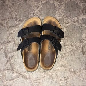 Black Birkenstock’s